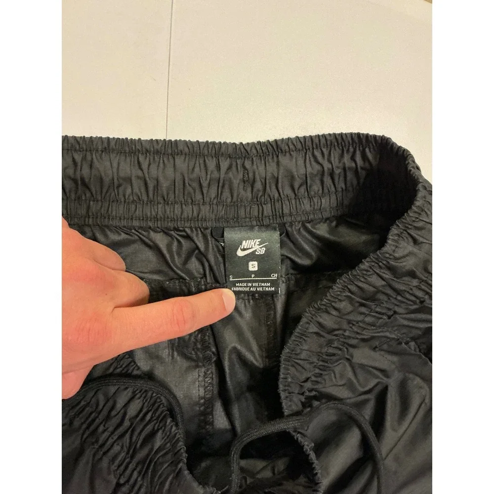 VTG Y2K‎ Nike SB Black Track Pants Joggers Swoosh Logo Black Athletic Skate S
